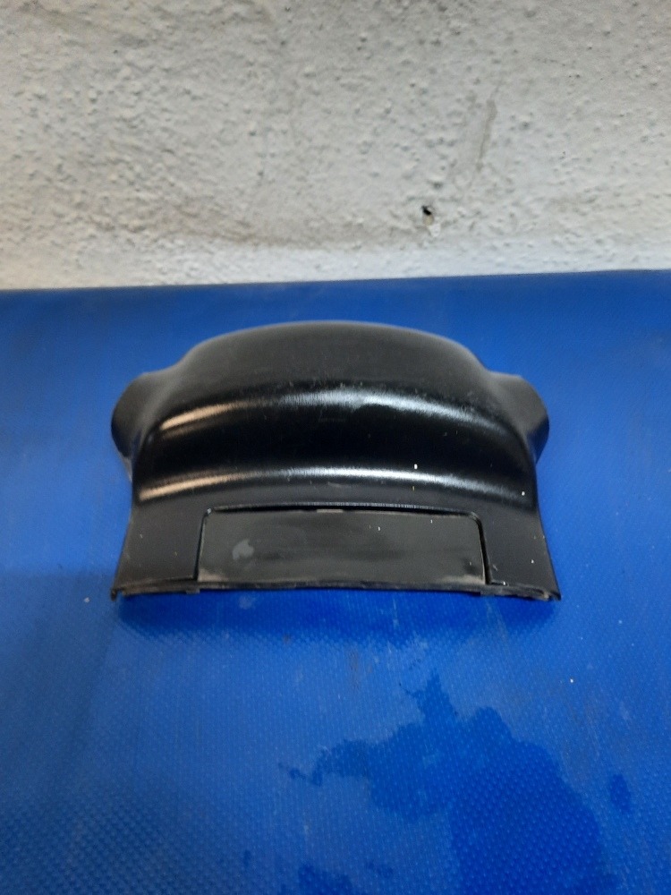 Moldura Columna Inferior Nissan Sentra 13