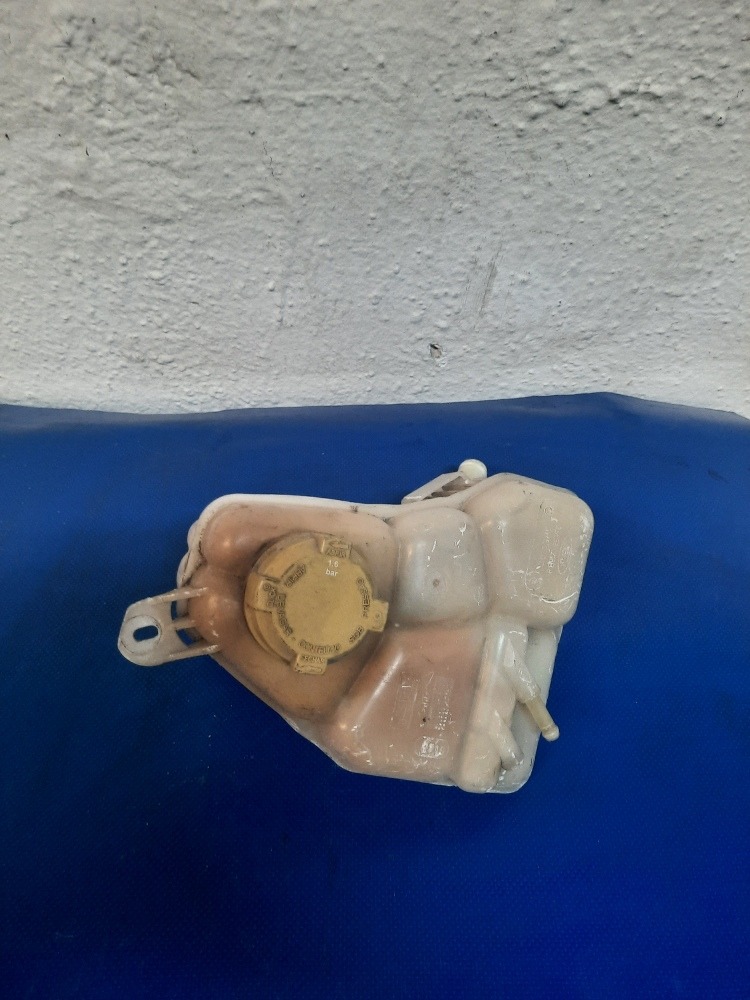 Deposito De Agua De Radiador Ford Fiesta 2003 - 2009