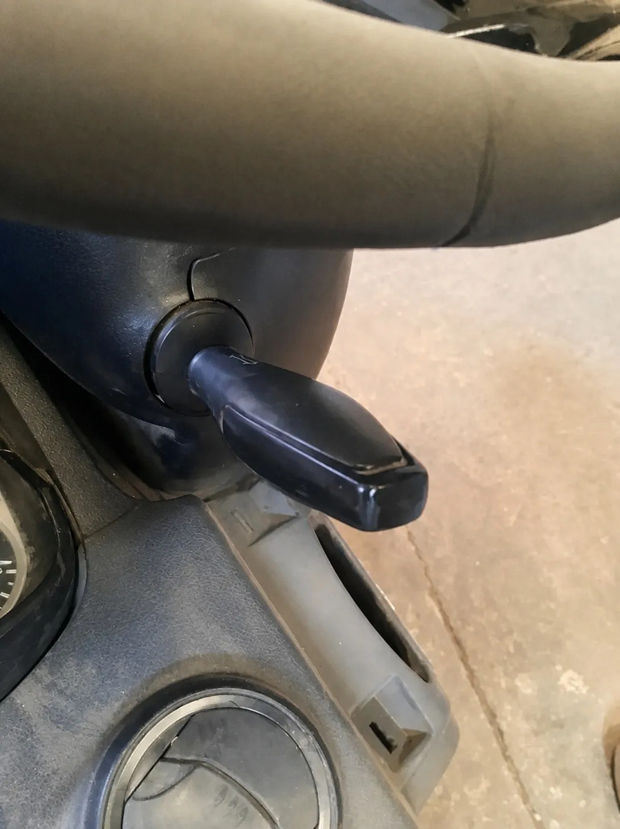 Palanca Direccionales Ford Figo 2016 - 2019