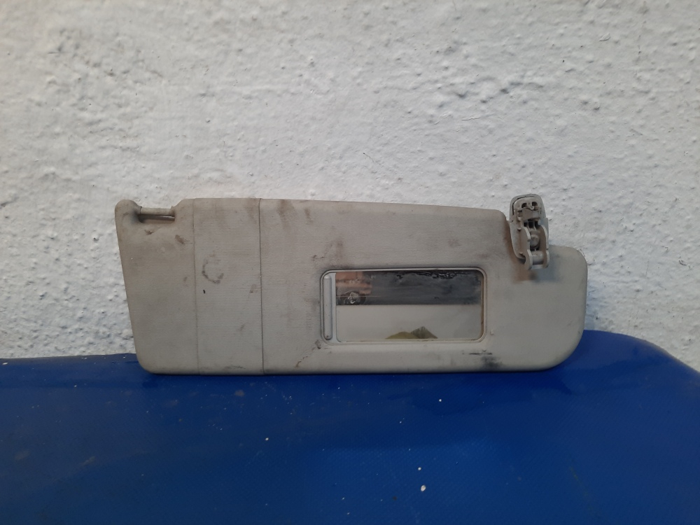 Visera Lado Derecho Para Chevrolet Corsa Tornado 2003-2008