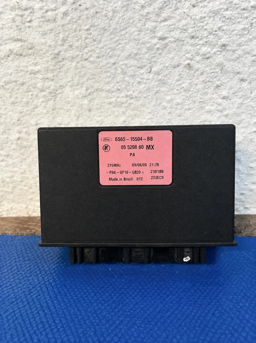 Modulo Bcm Body Control Confort Ford Fiesta 6s6515604bb