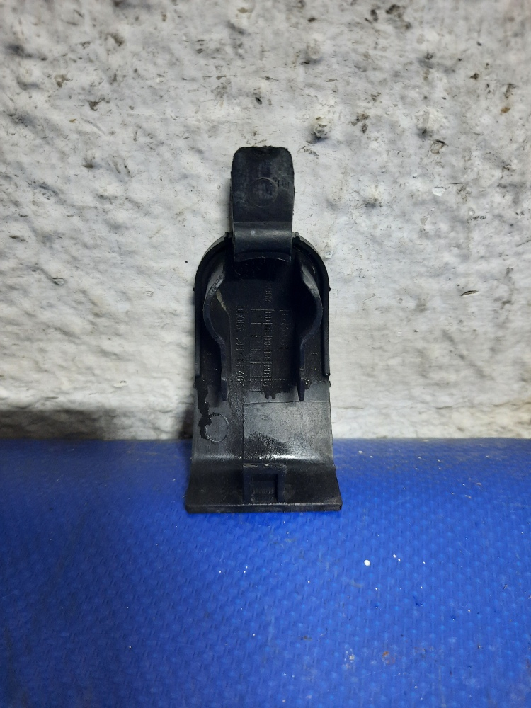 Soporte Radiador Ford Fiesta 2003-2008
