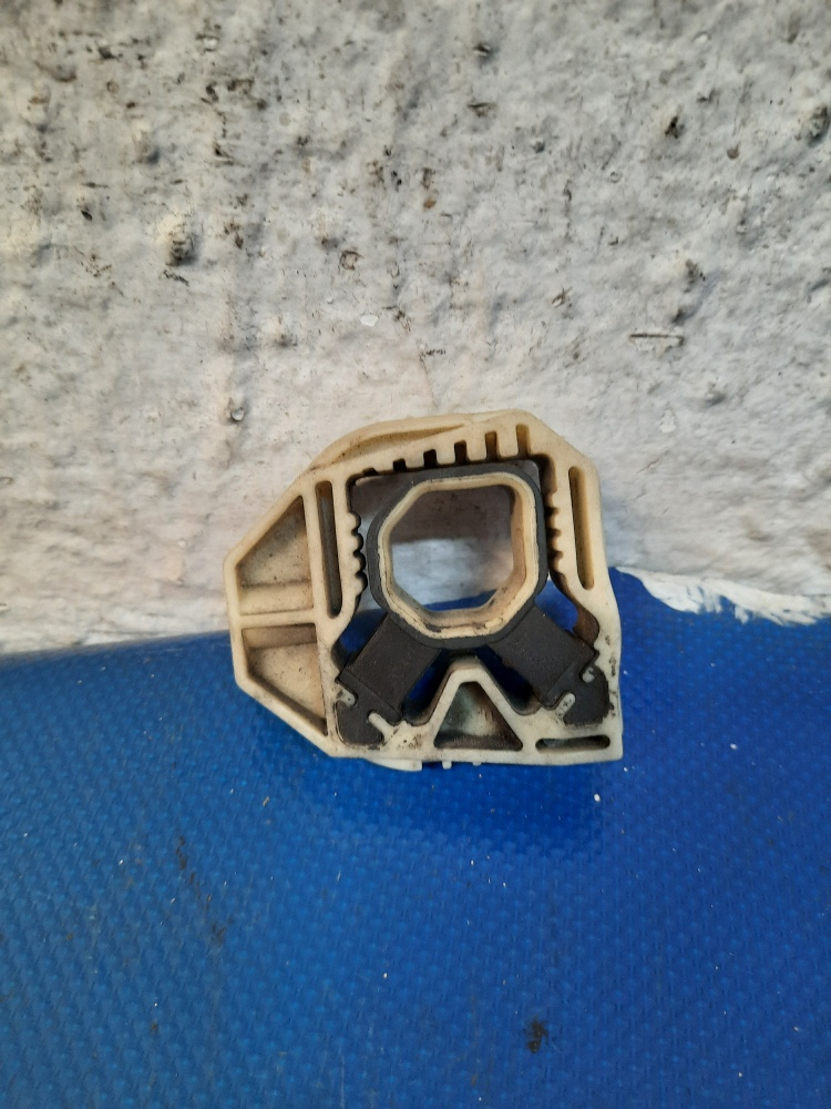 Soporte De Radiador Superior E Inferior Golf 2006 2014